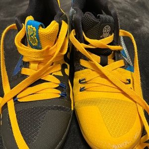 Youth size 4Y Nike Kyrie 3 athletic shoes
